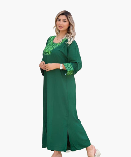 Jebba Traditionnelle Brodée – Élégance et Raffinement au Féminin