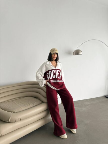 Survêtement Oversize Rouge – Style et Confort