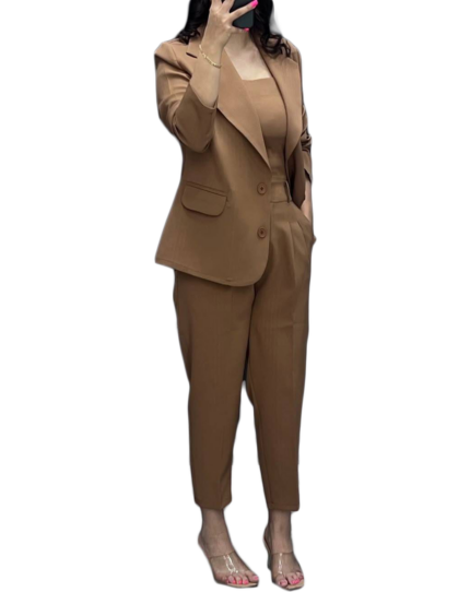 NV55 – Ensemble Élégance : Blazer et Pantalon Unie pour Femme (3 Pièces)