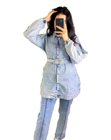 NV99 – Robe Boutonnée en Denim : Élégance Décontractée