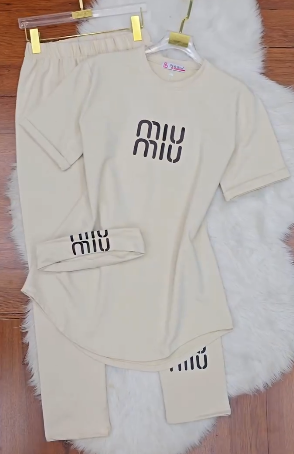 Ensemble Femme Miu Miu – Style Chic et Décontracté